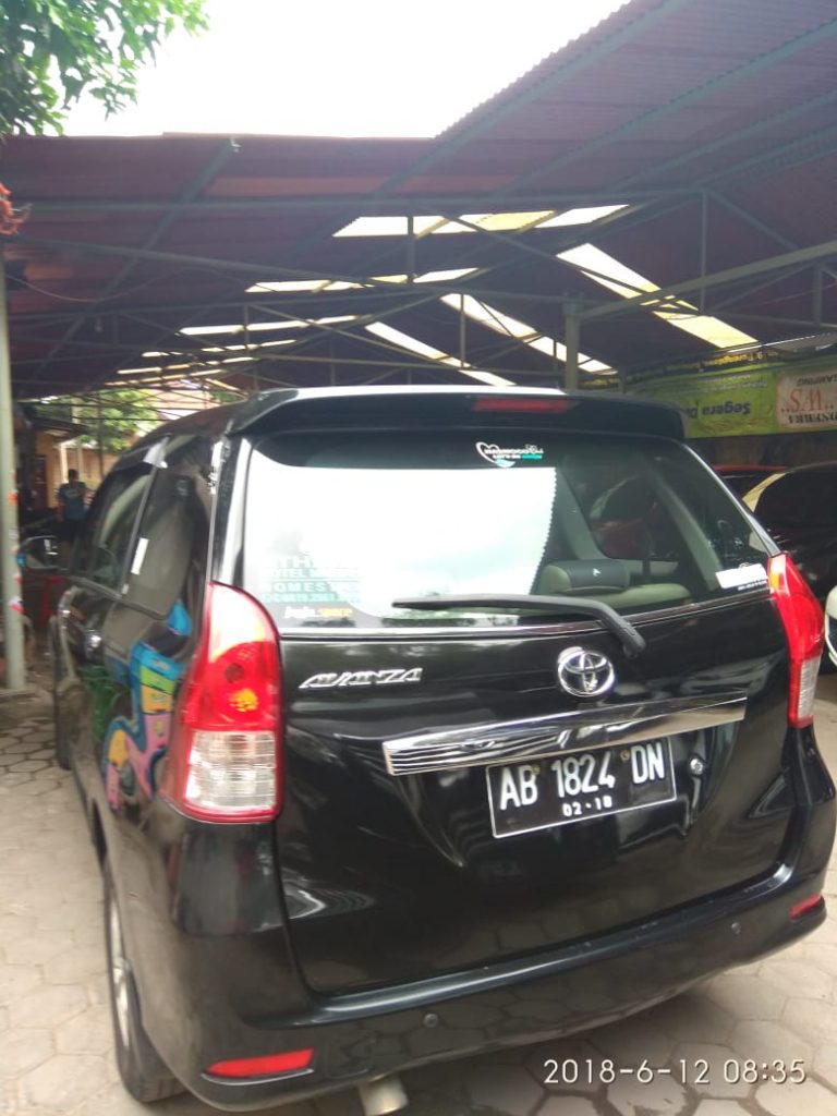 Harga Rental Mobil Avanza