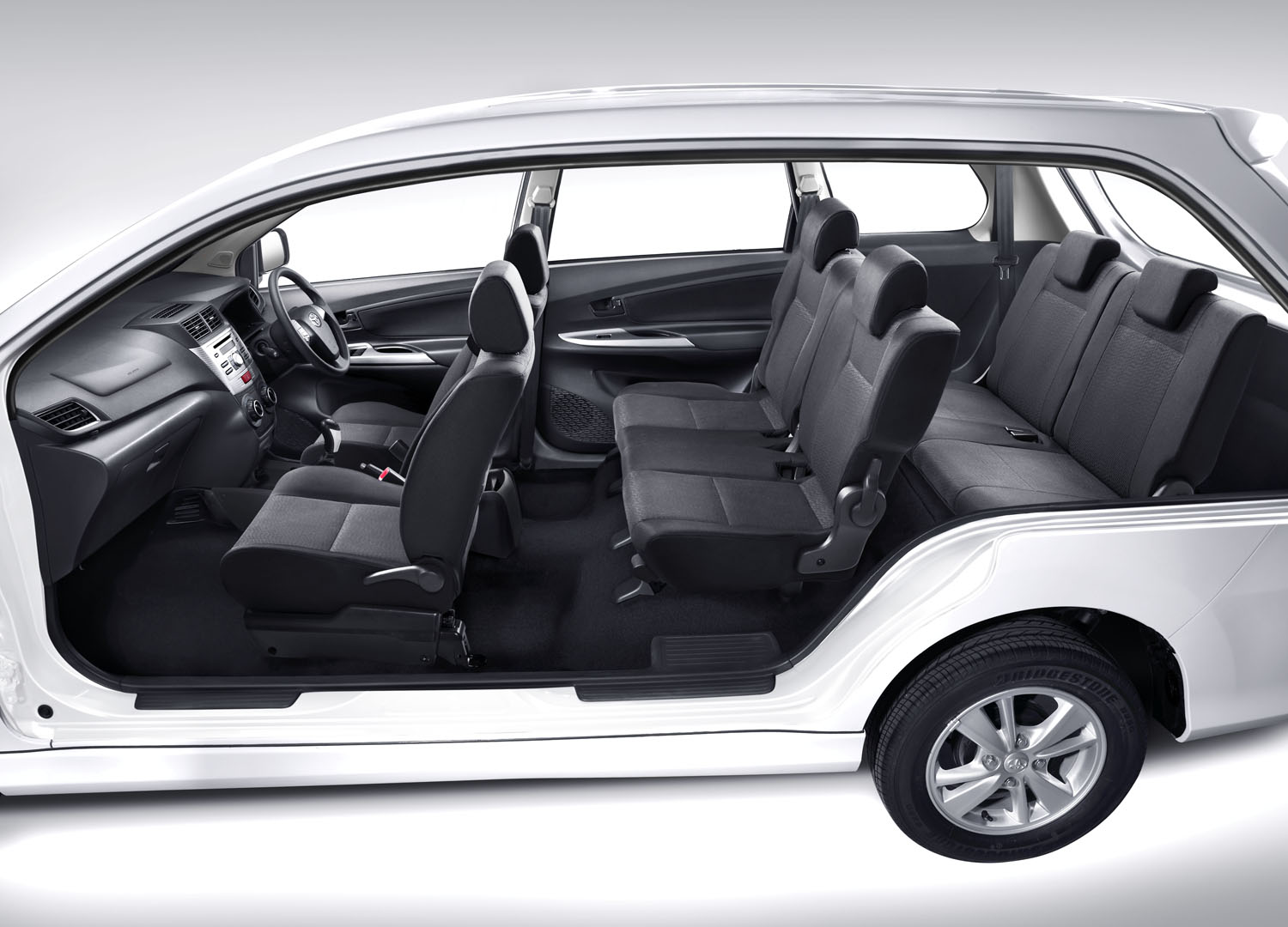 Toyota Avanza Terbaru Meluncur 12 Agustus 2015 Grand New