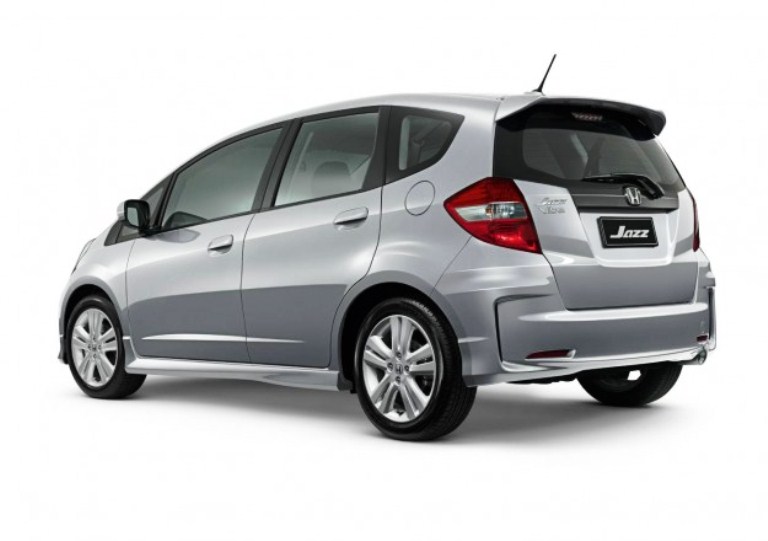 honda-jazz-belakang-9c89